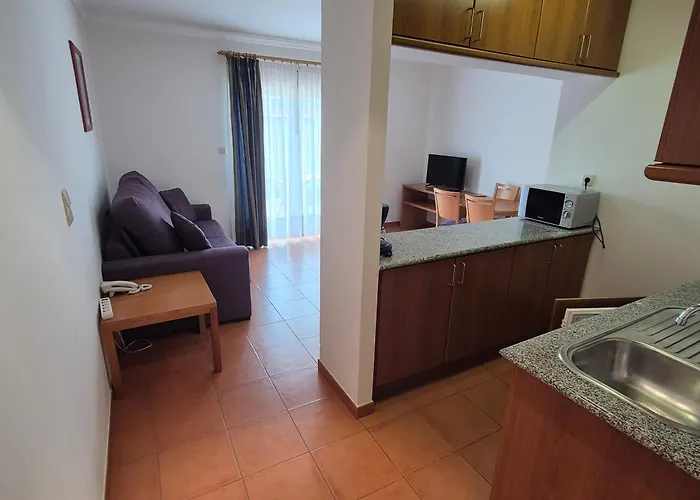 Turisticos Aparthotel 3*