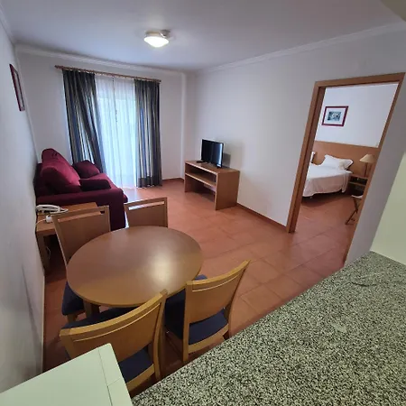 Hotel apartamentowy Turisticos