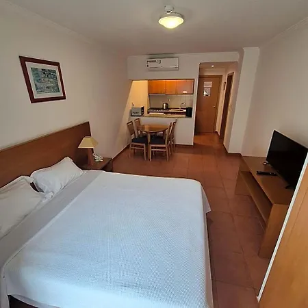 Turisticos Aparthotel 3*