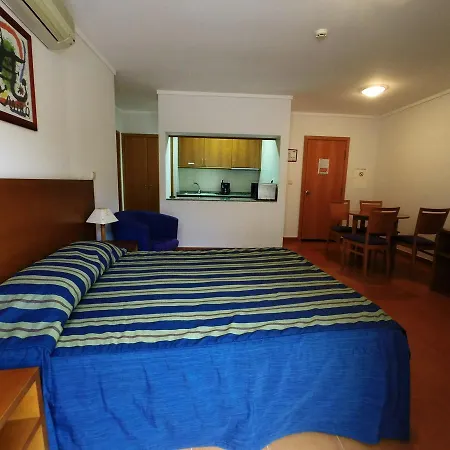 Turísticos Apartahotel